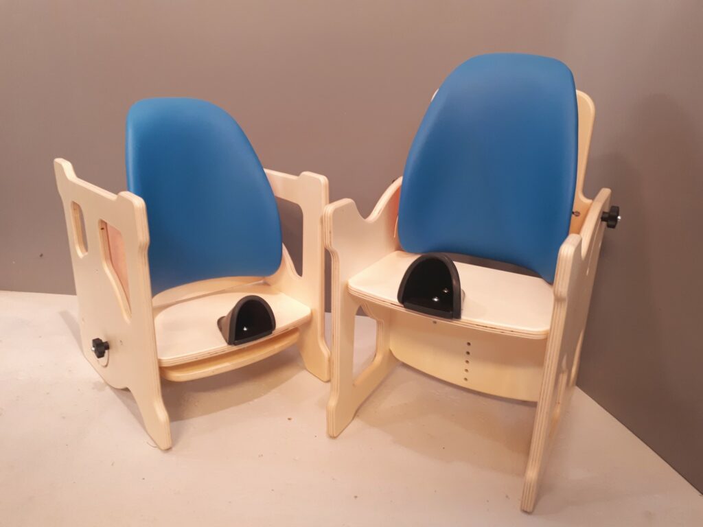 Sièges, fauteuils et tables pour l'enfant handicapé depuis 2001 - Gabamousse  - Mobilier adapté pour enfants handicapés