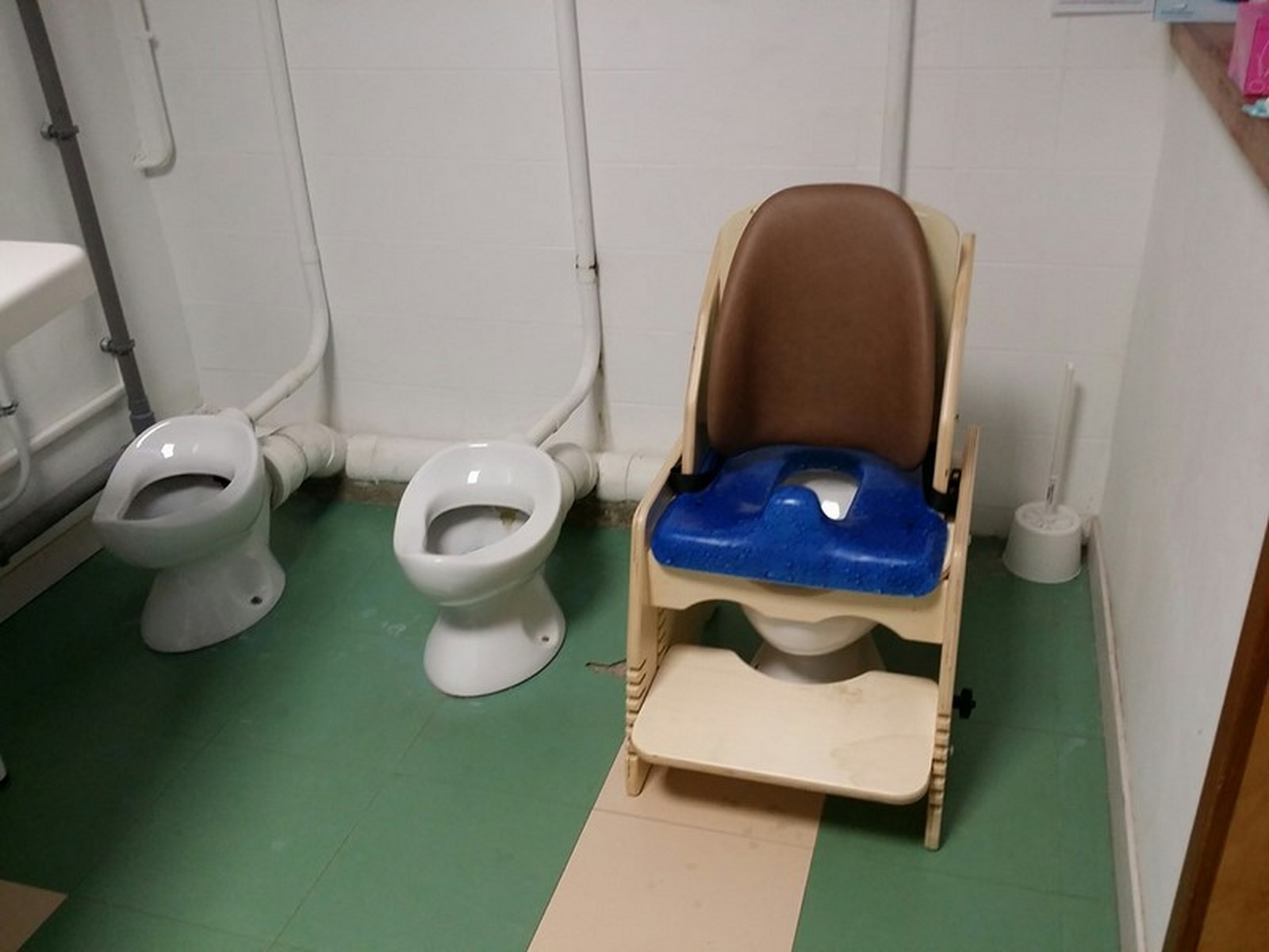 Le siège de WC Maternelle - Gabamousse - Mobilier adapté pour